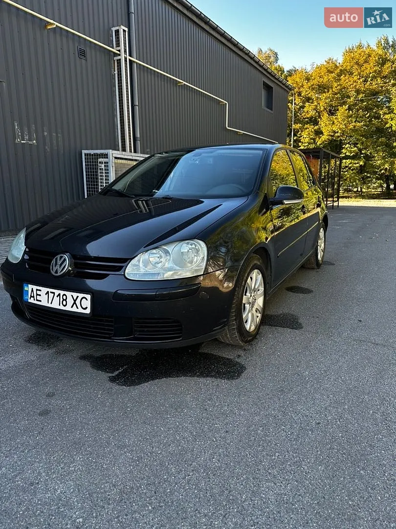 Volkswagen Golf, 2005