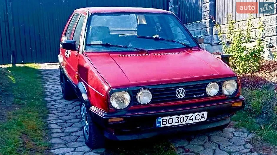 Volkswagen Golf, 1990
