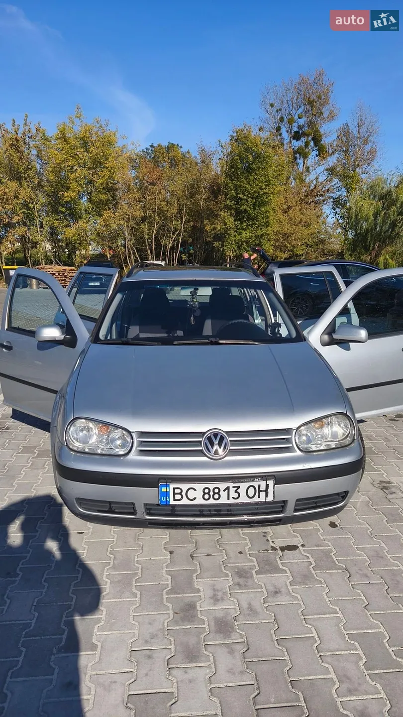 Volkswagen Golf, 2003