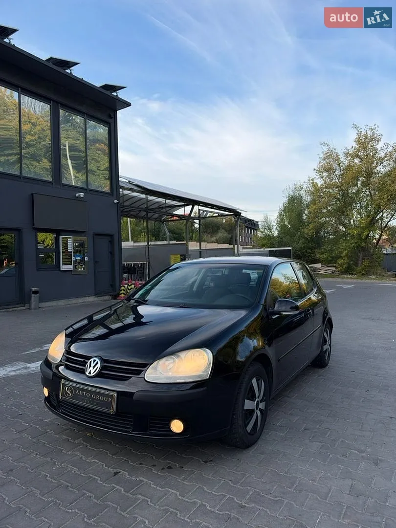 Volkswagen Golf, 2005