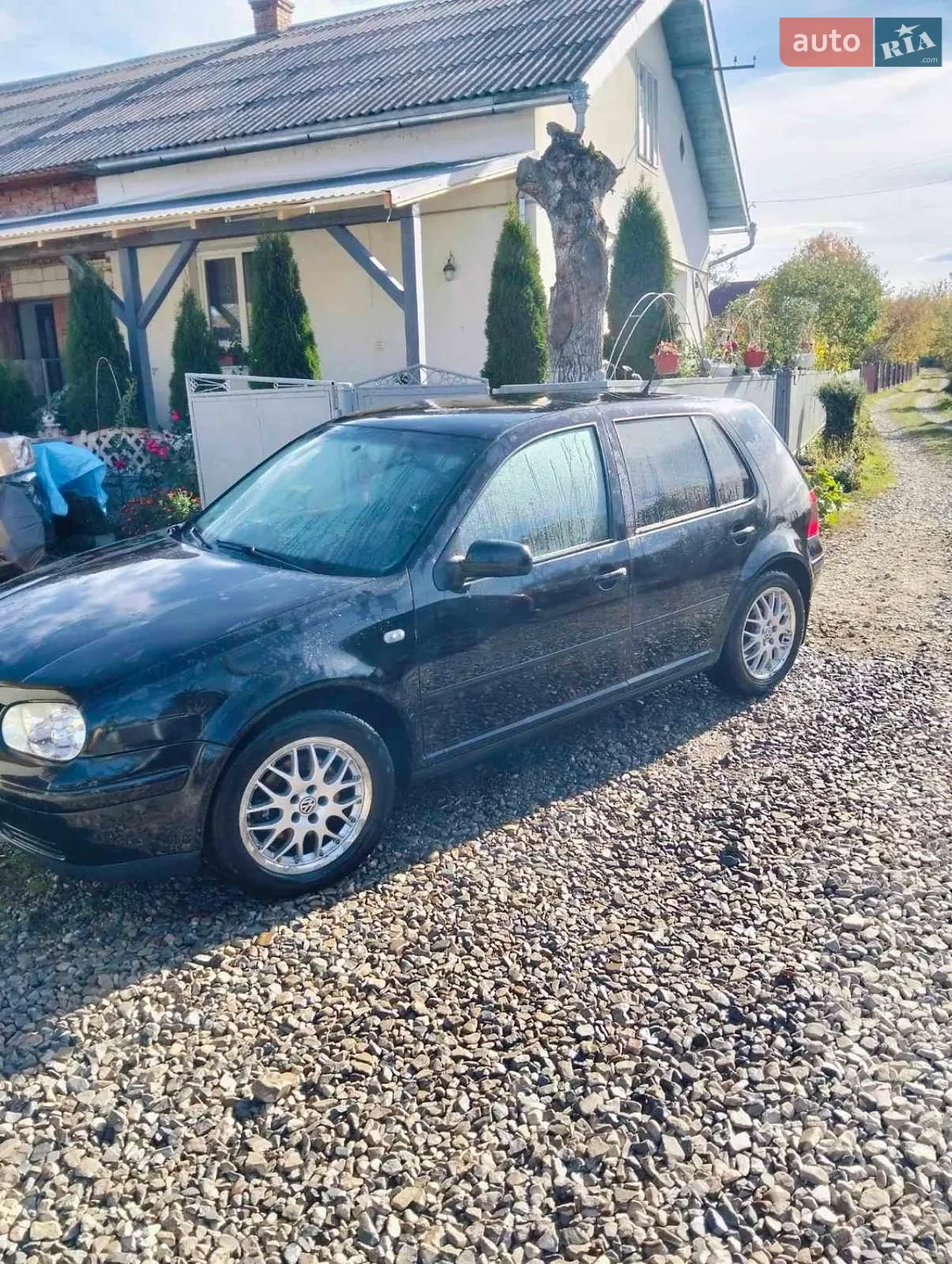 Volkswagen Golf, 2000