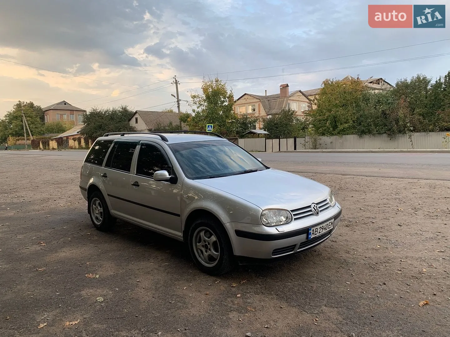 Volkswagen Golf, 2000