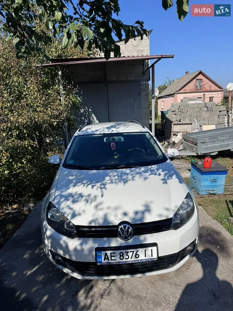 Volkswagen Golf, 2011