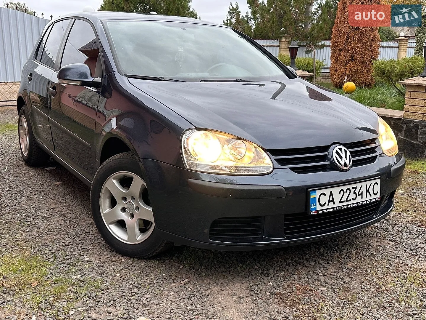 Volkswagen Golf, 2005
