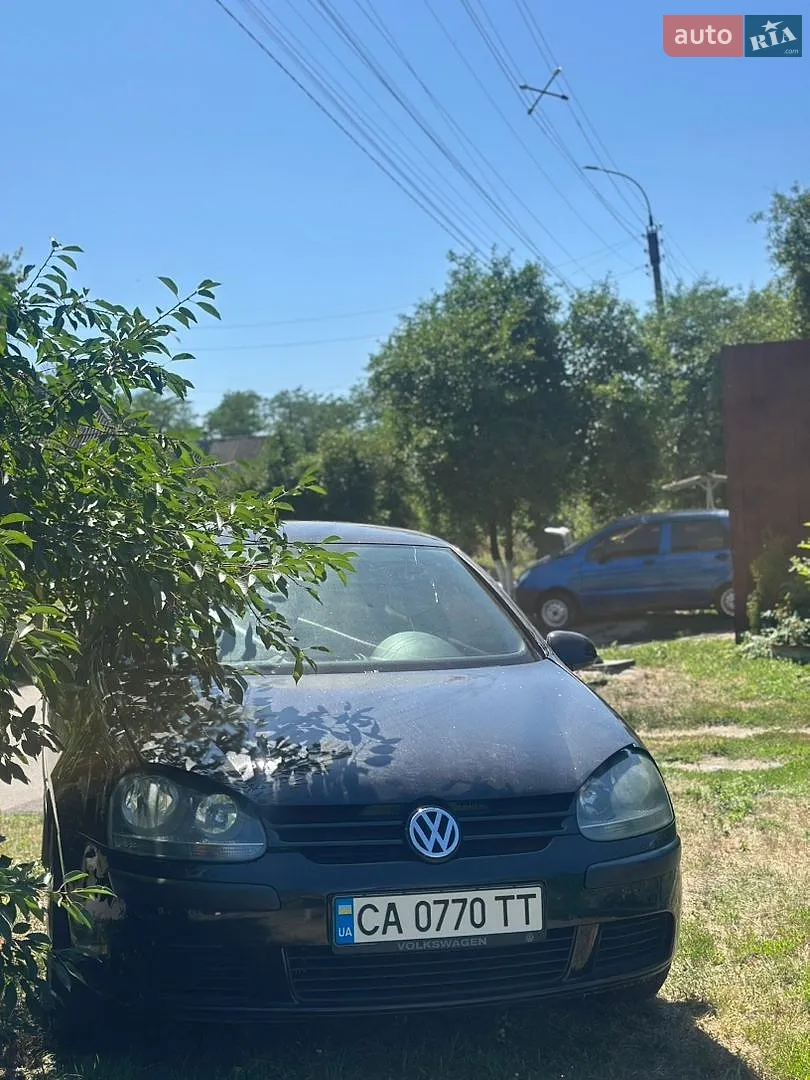 Volkswagen Golf, 2004
