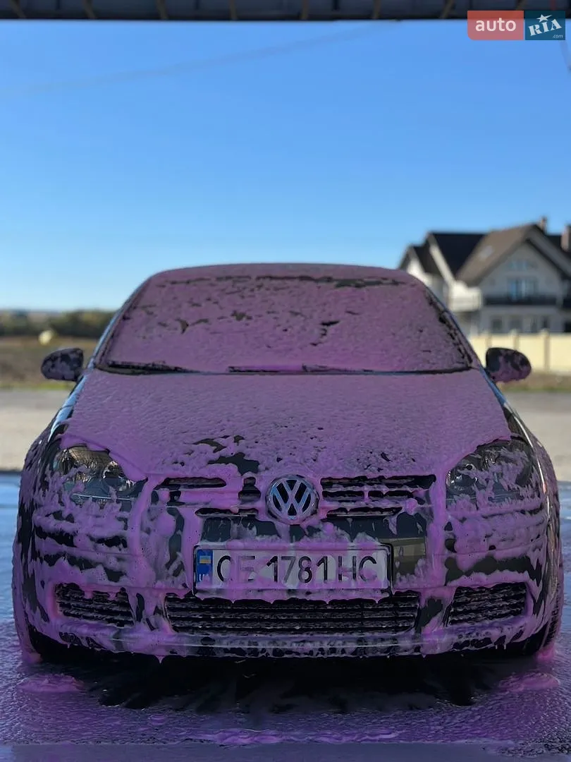 Volkswagen Golf, 2004