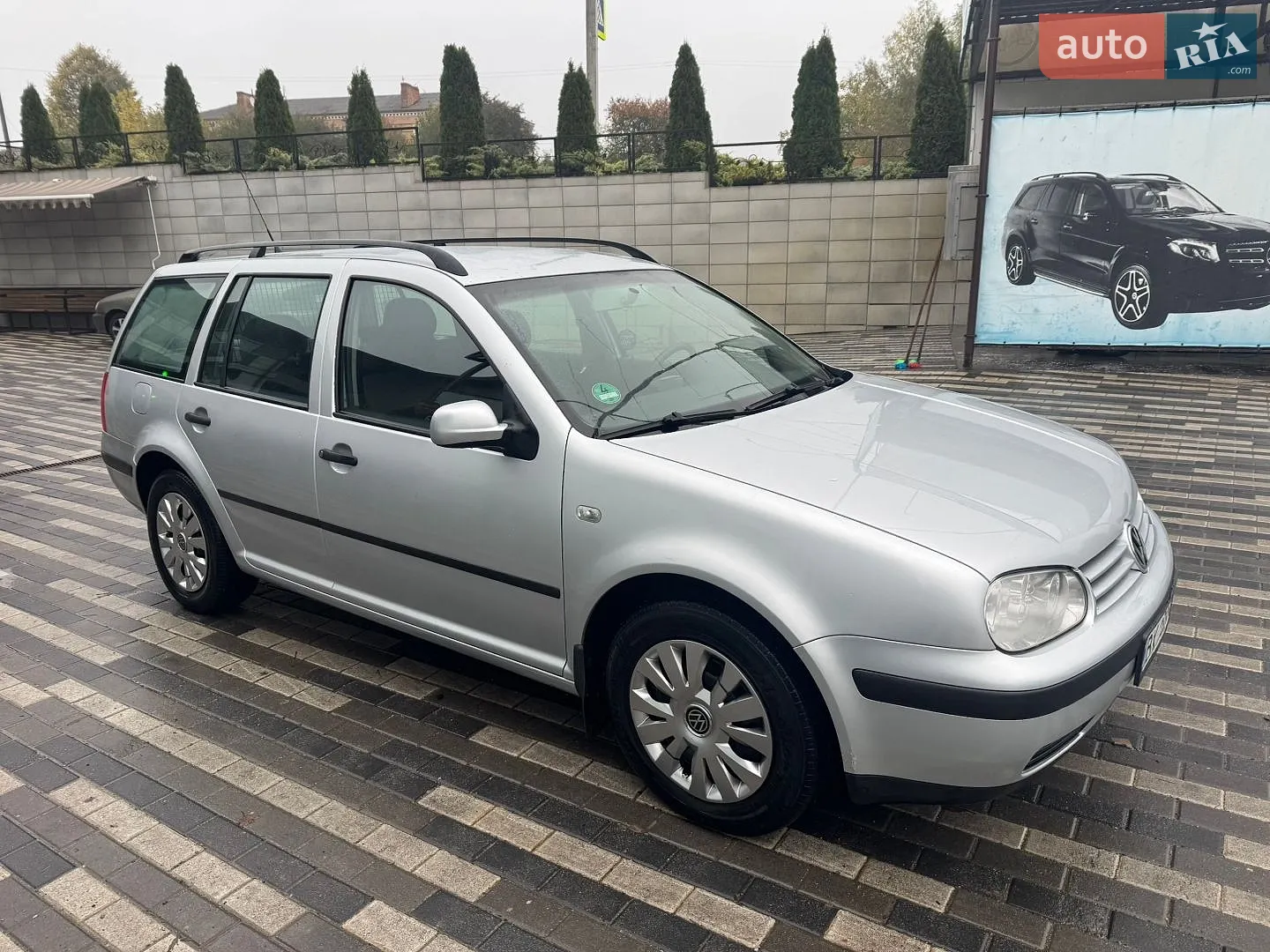 Volkswagen Golf, 2003
