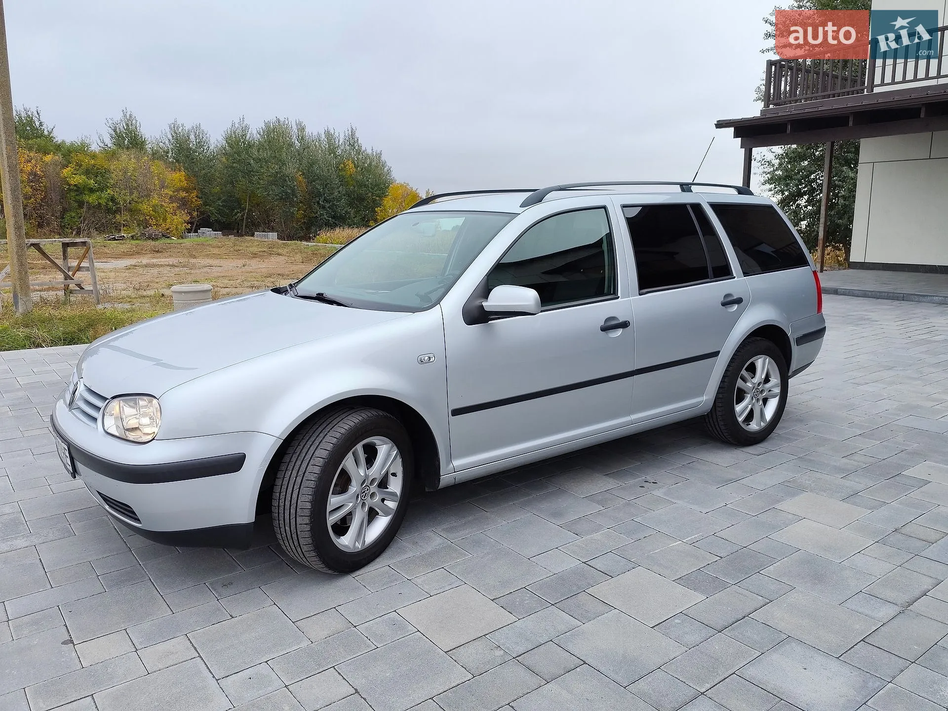 Volkswagen Golf, 2002