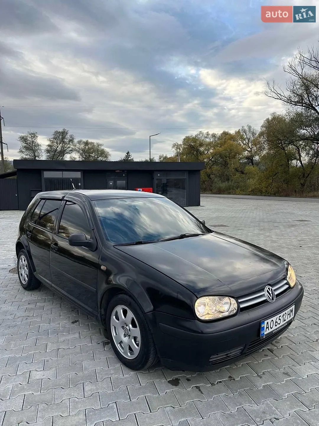 Volkswagen Golf, 2000