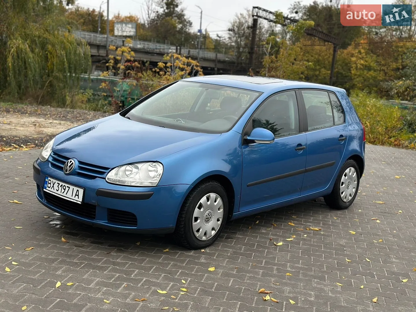 Volkswagen Golf, 2004