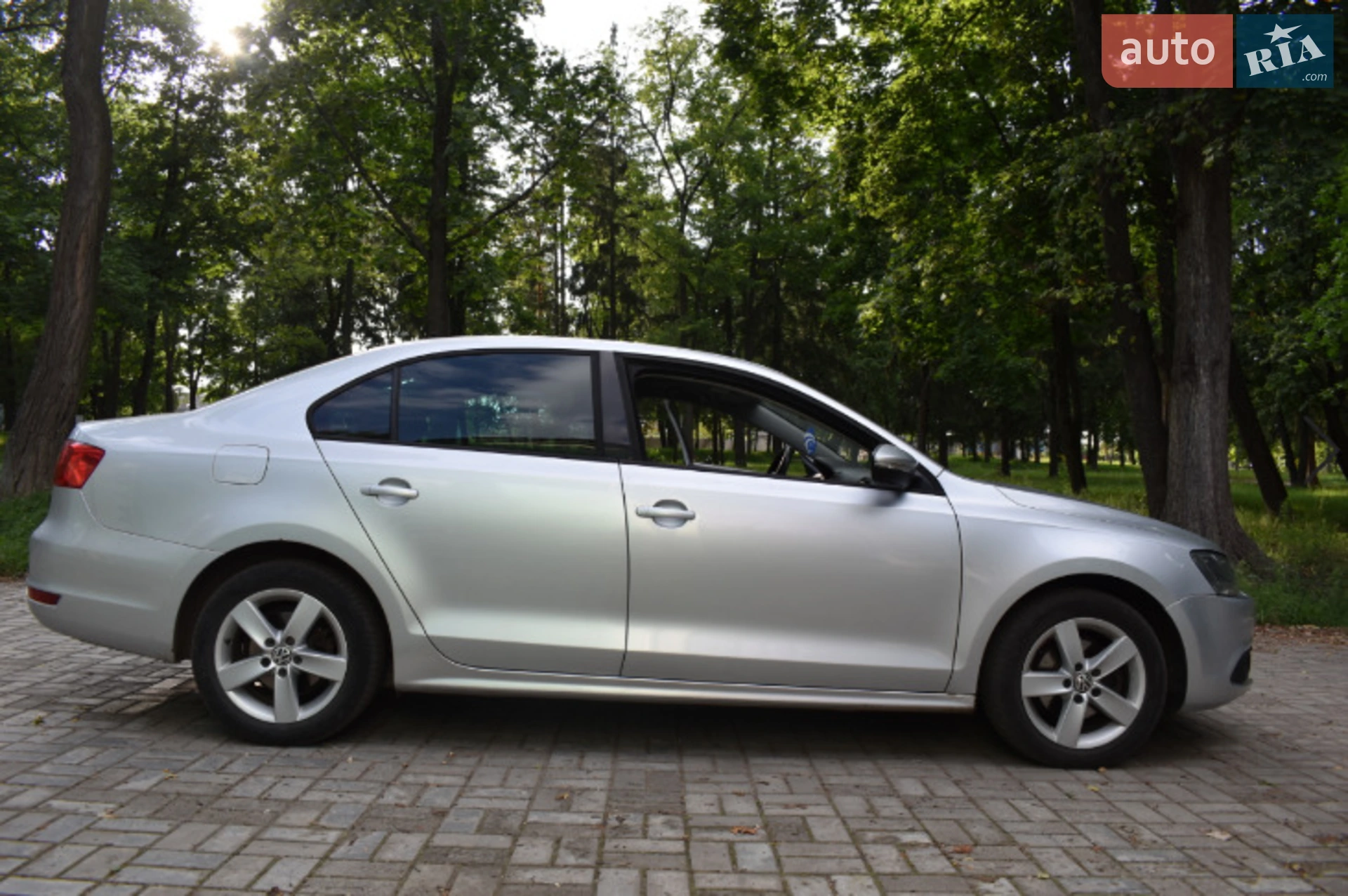 Volkswagen Jetta, 2011