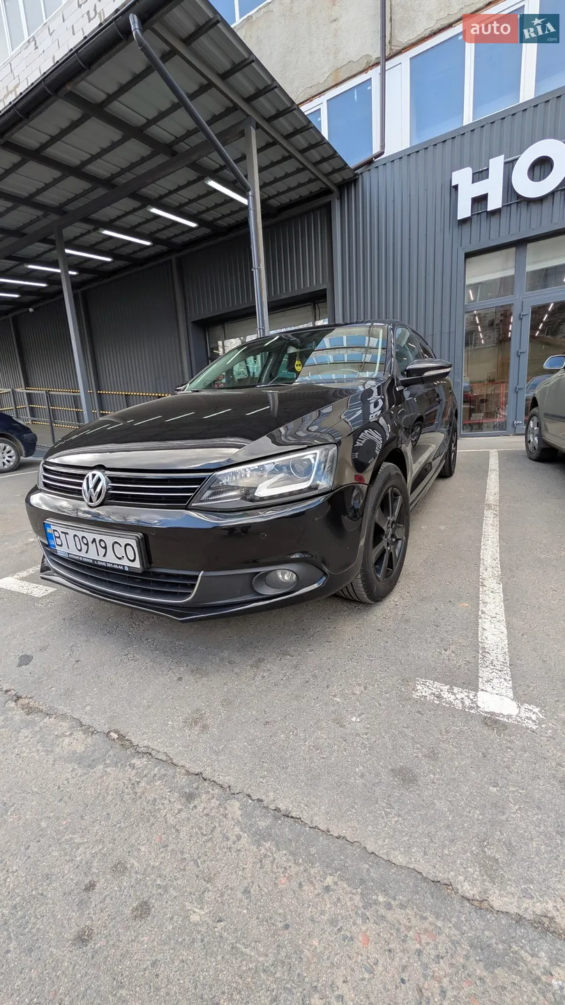 Volkswagen Jetta, 2013