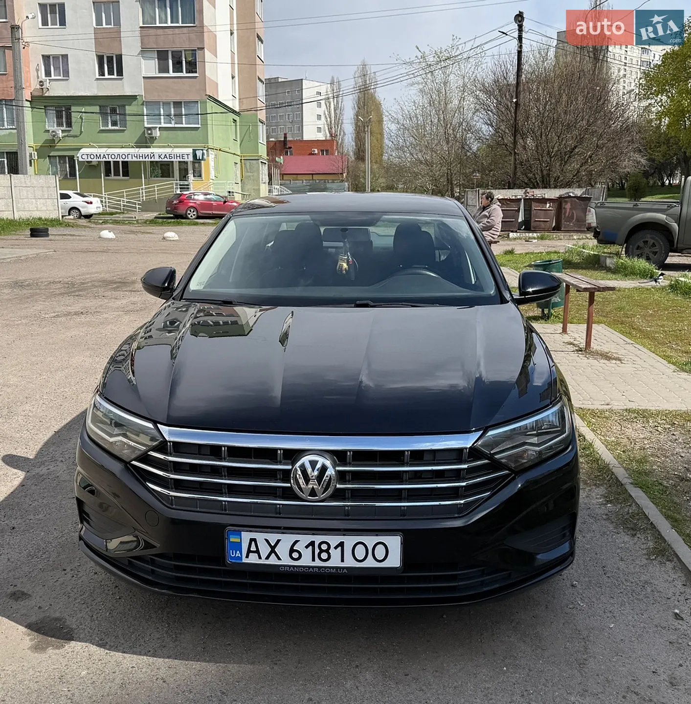 Volkswagen Jetta 2019 — 1