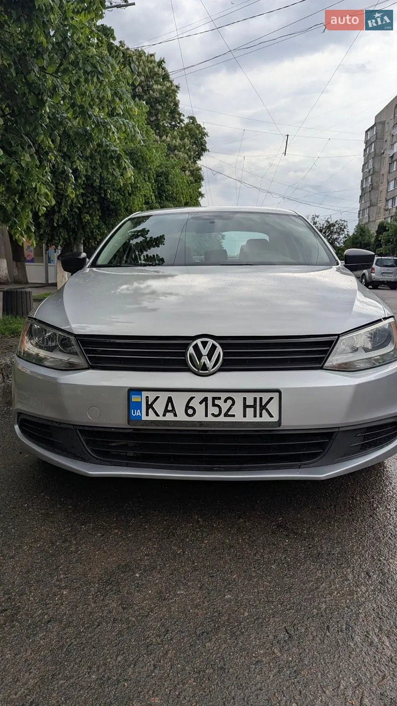 Volkswagen Jetta, 2012