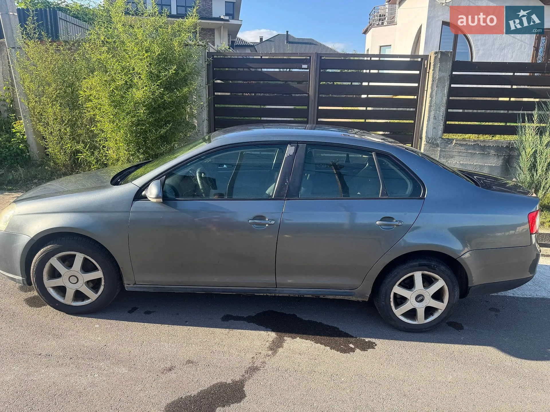 Volkswagen Jetta, 2006