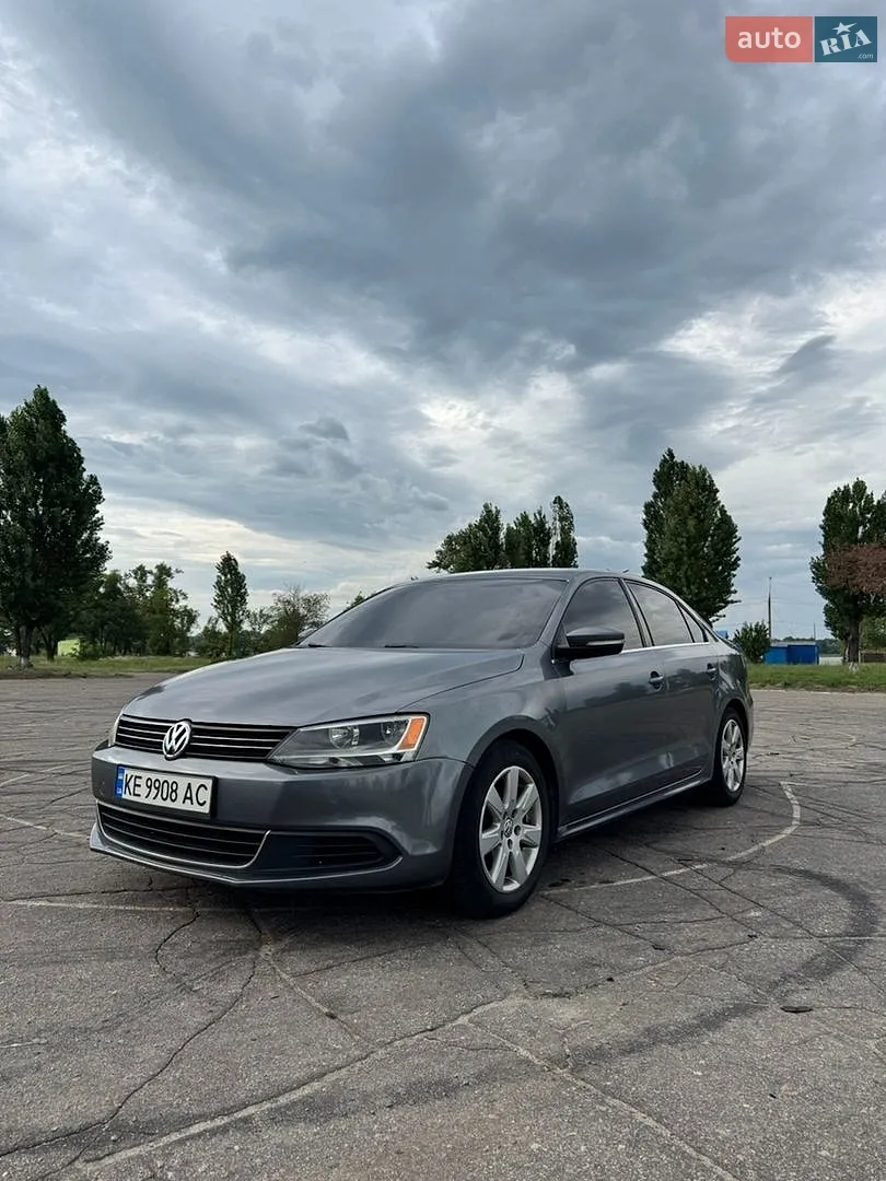 Volkswagen Jetta, 2013