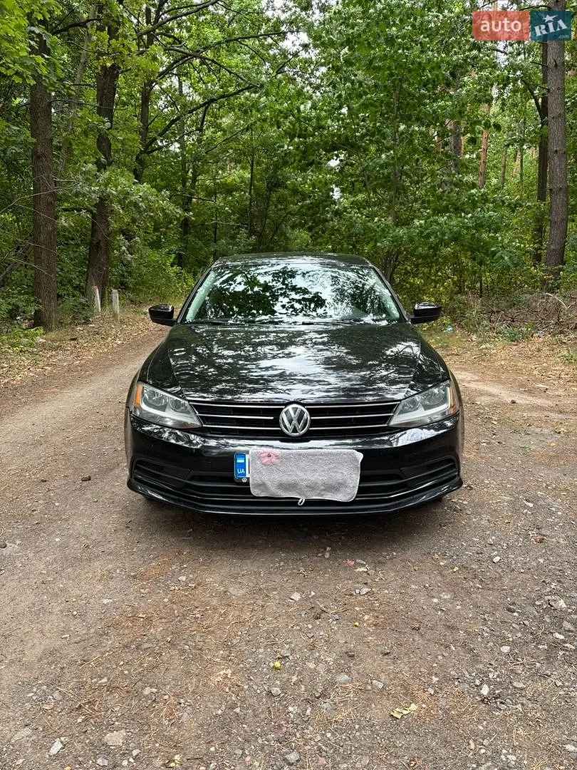 Volkswagen Jetta, 2015