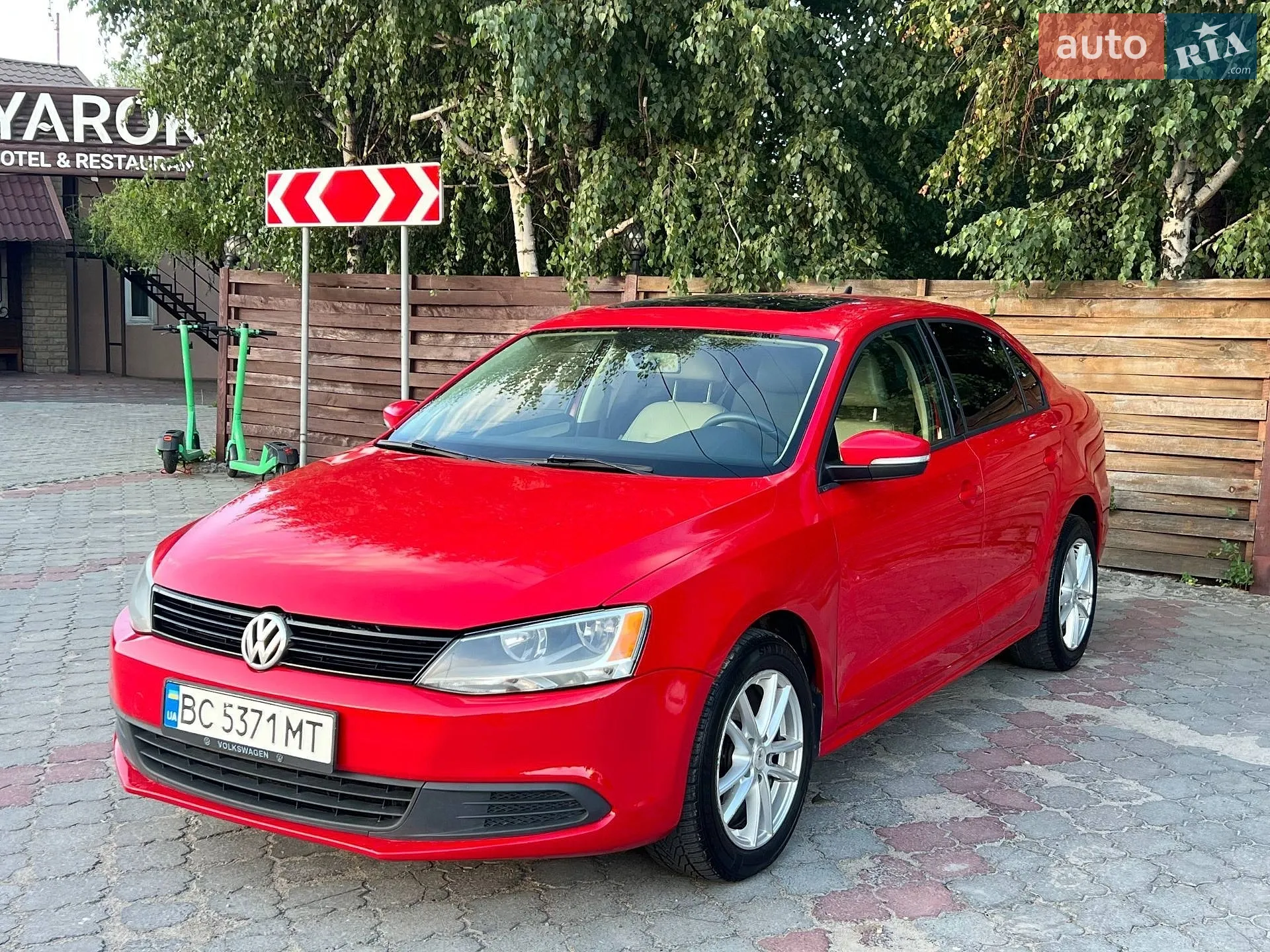 Volkswagen Jetta, 2011