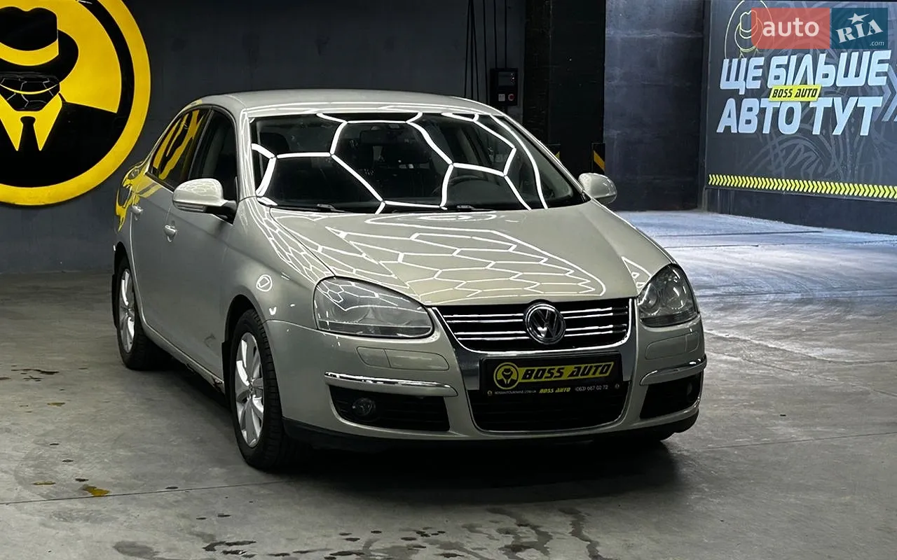 Volkswagen Jetta, 2010