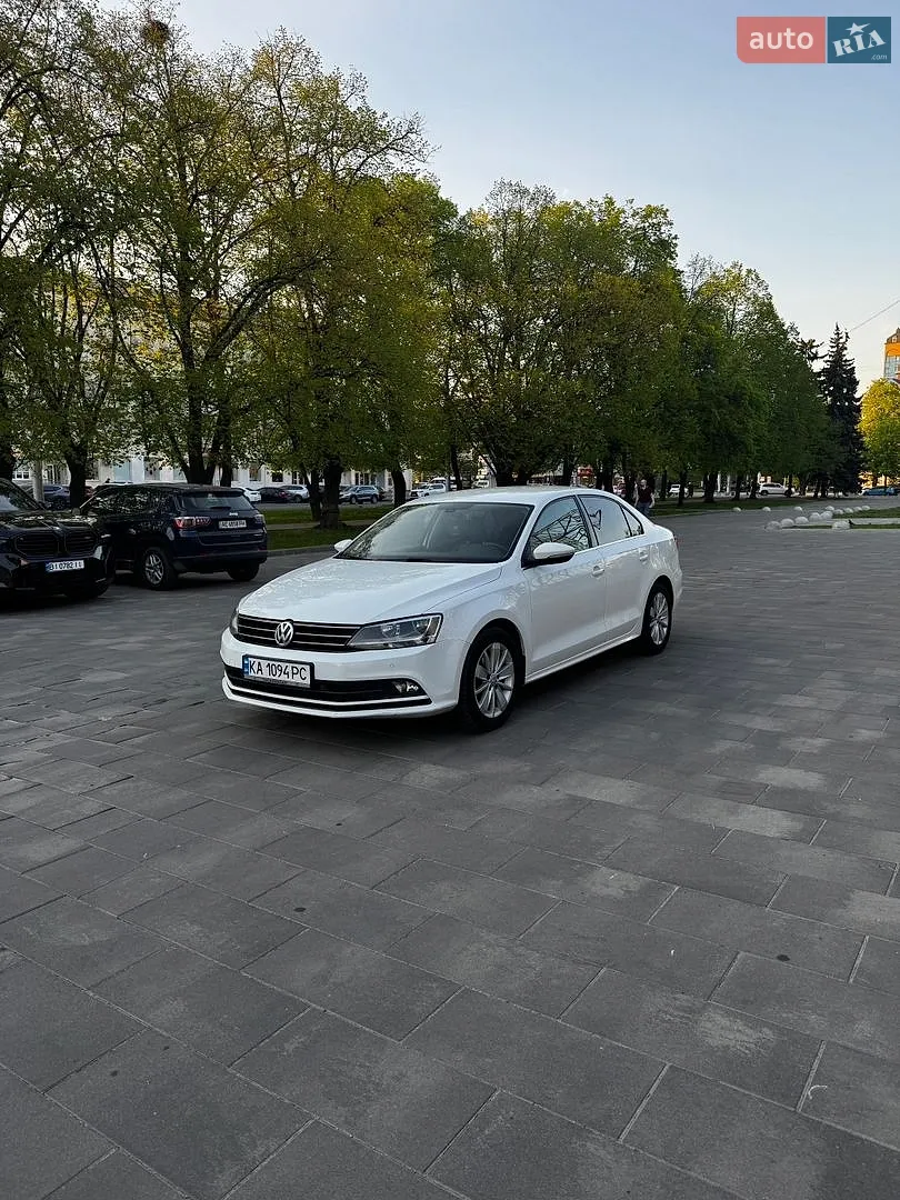 Volkswagen Jetta, 2016