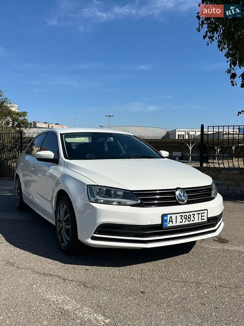 Volkswagen Jetta, 2015
