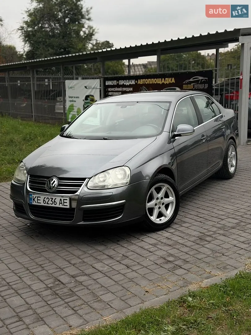 Volkswagen Jetta, 2008