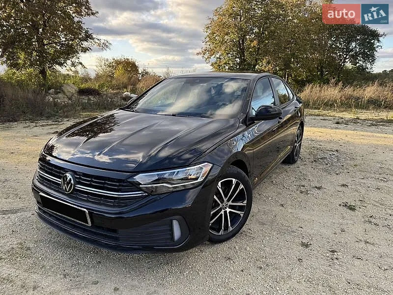 Volkswagen Jetta, 2023