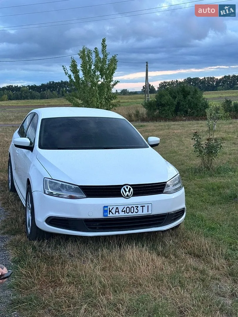 Volkswagen Jetta, 2012