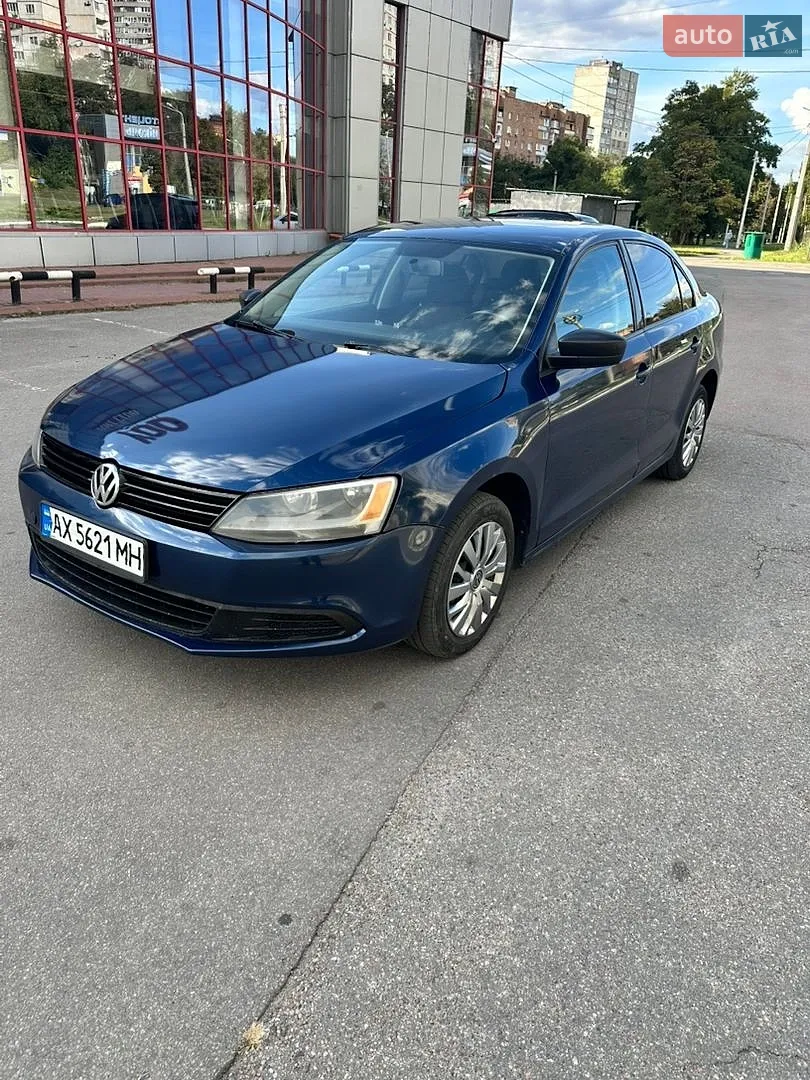 Volkswagen Jetta, 2011