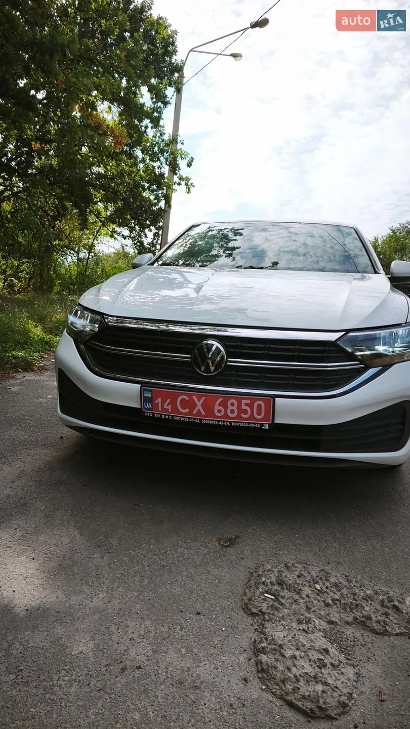 Volkswagen Jetta, 2024