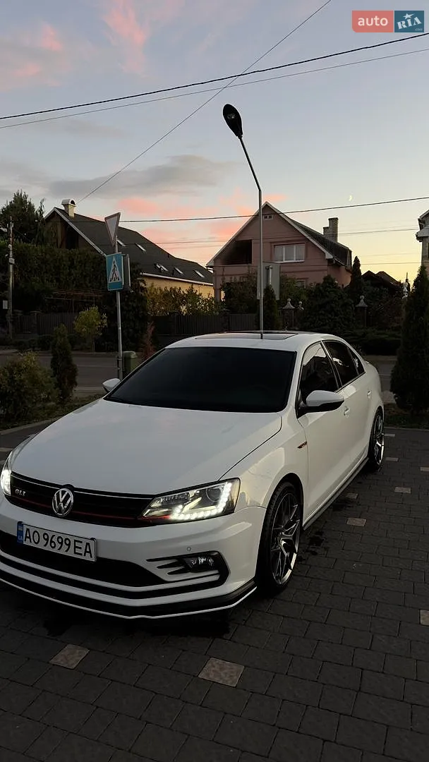 Volkswagen Jetta, 2017