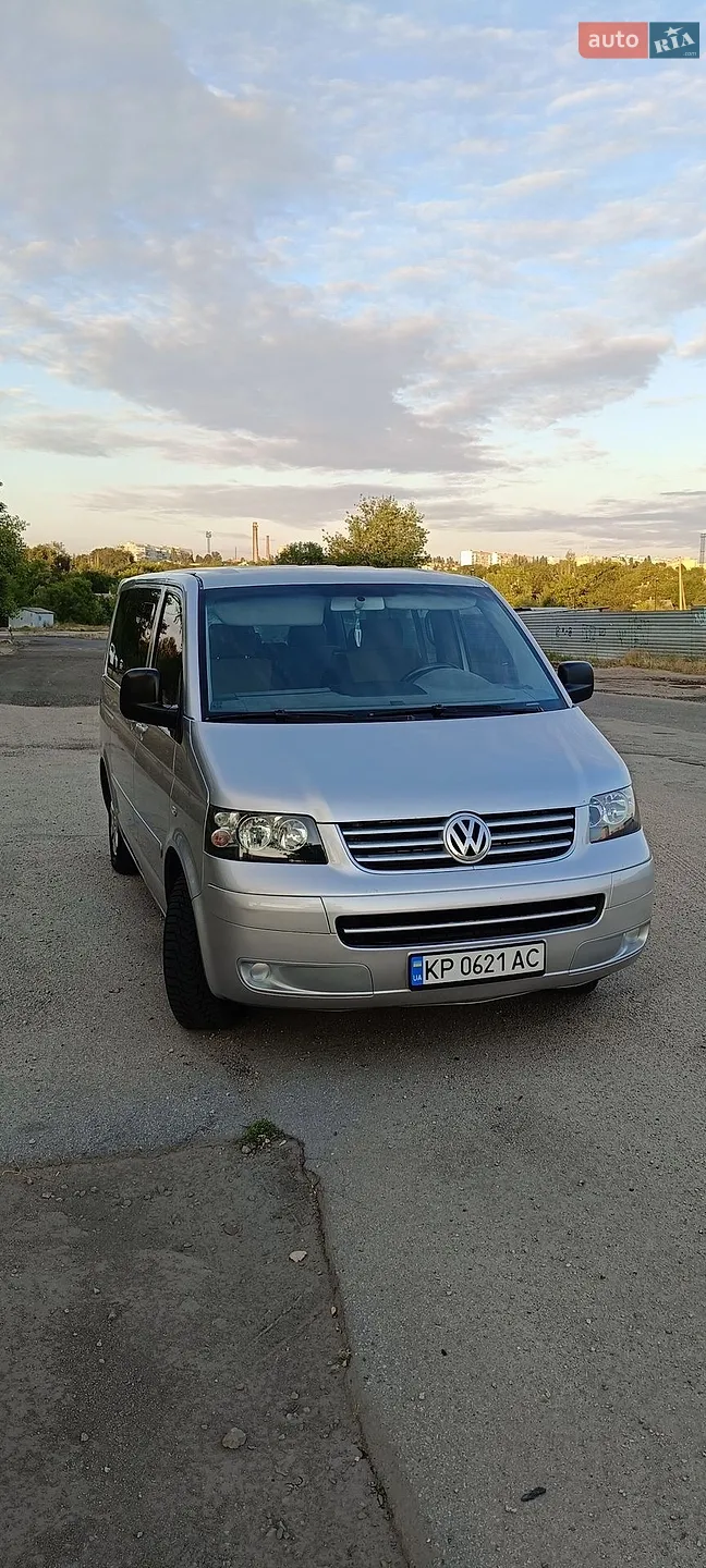 Volkswagen Multivan, 2004