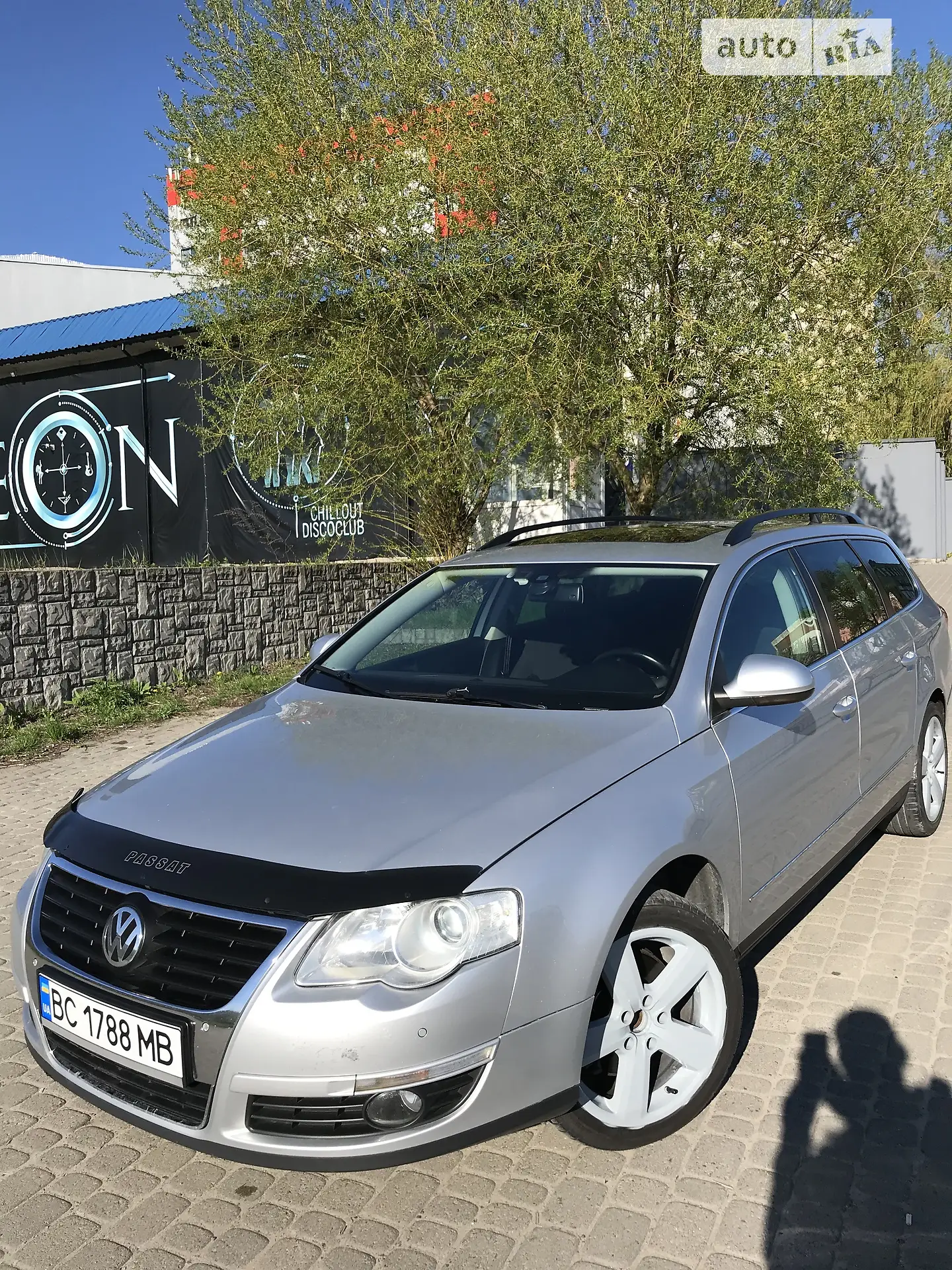 Volkswagen Passat, 2010