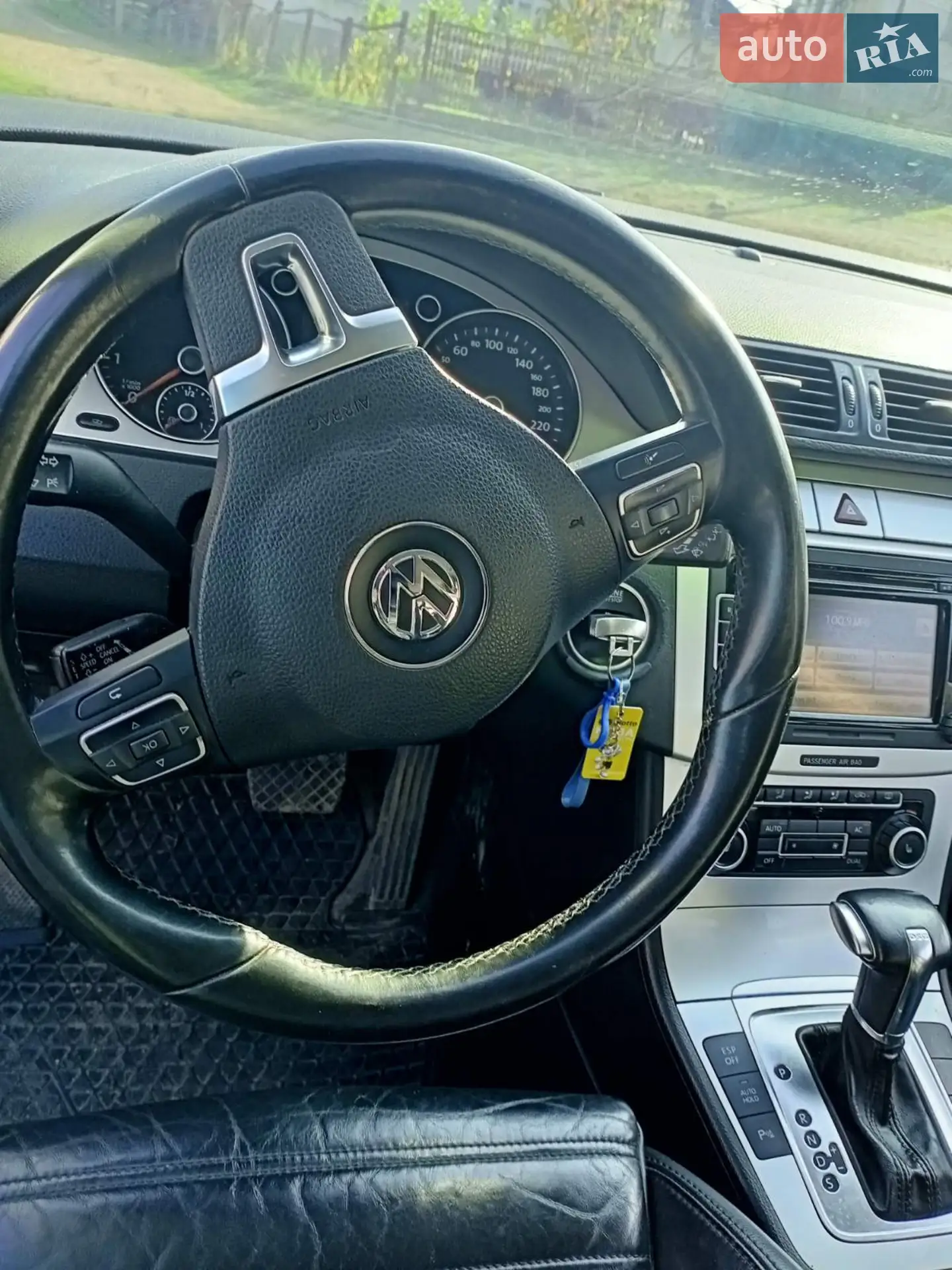 Volkswagen Passat, 2010