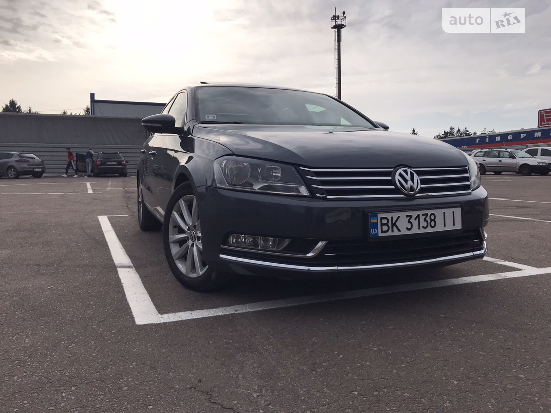 Volkswagen Passat, 2011