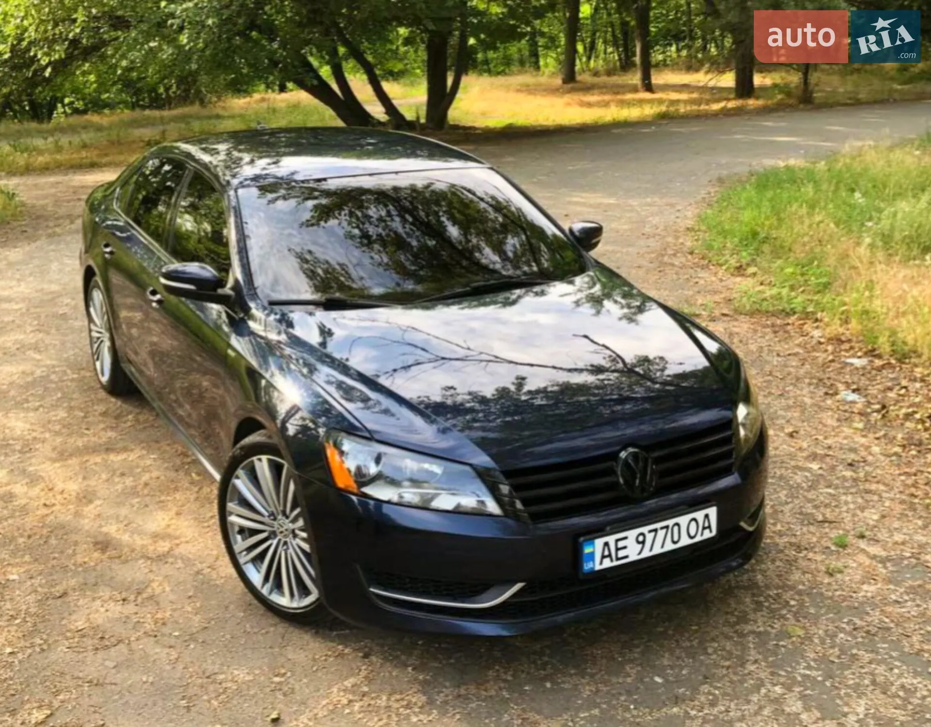 Volkswagen Passat 2013 — 1