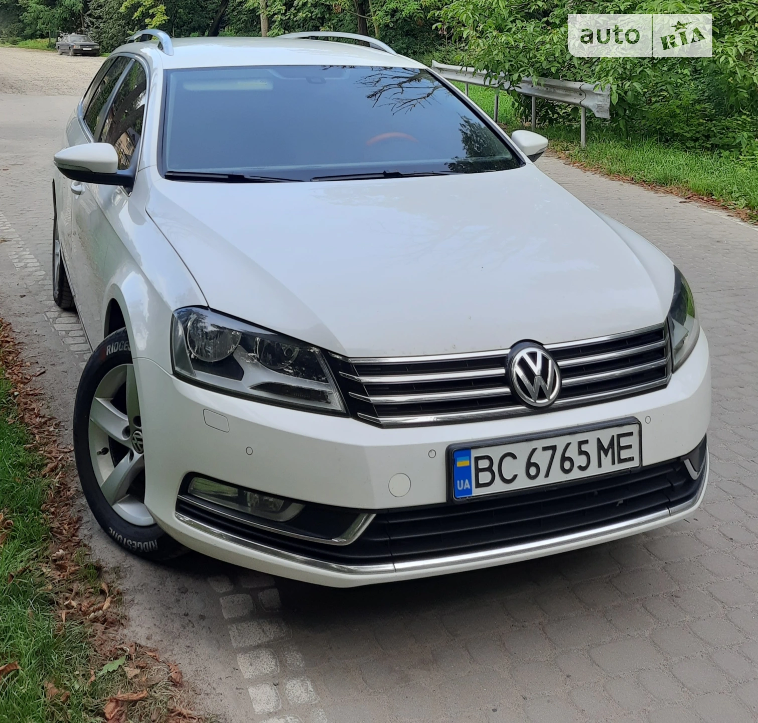 Volkswagen Passat, 2011