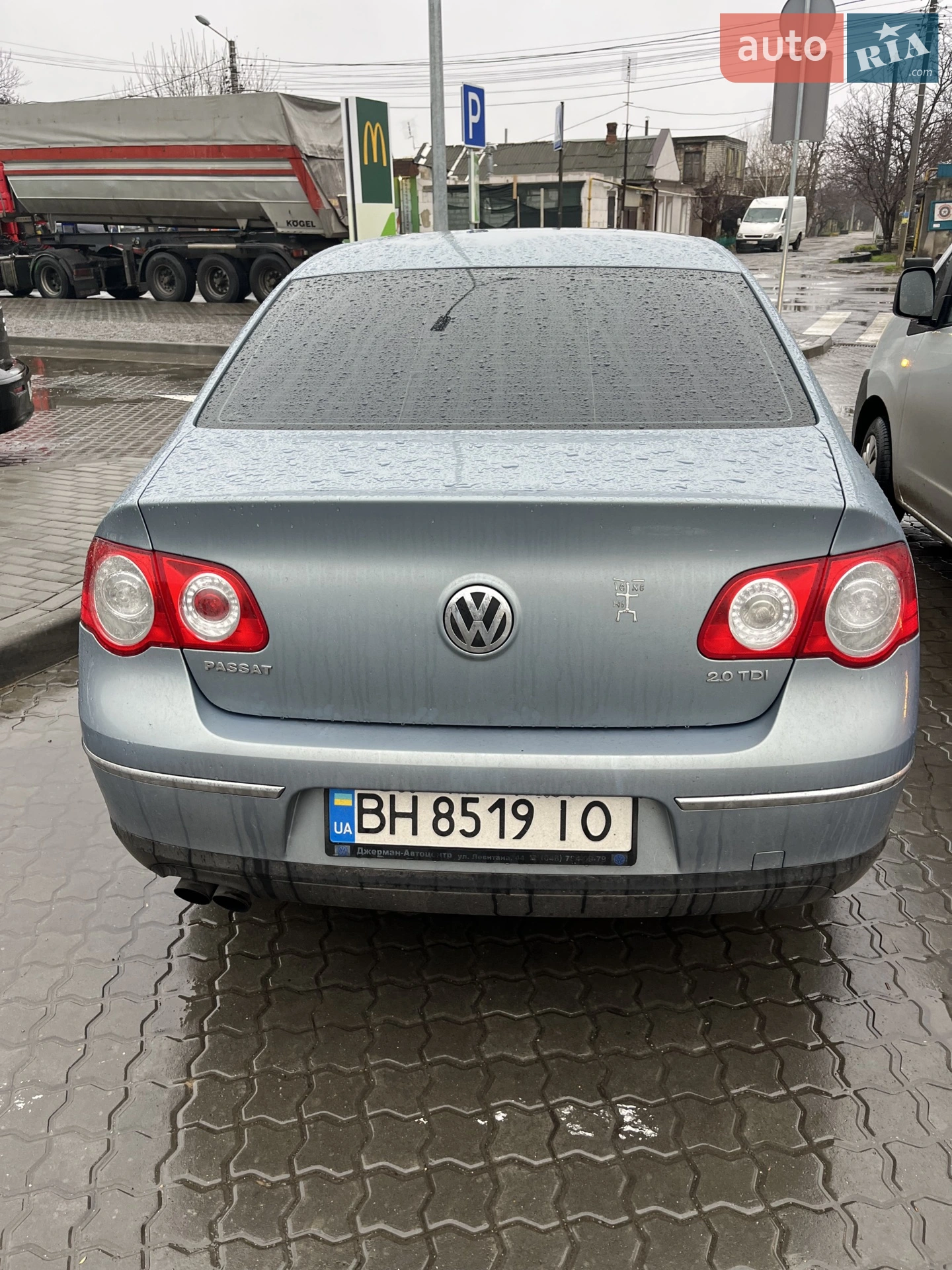 Volkswagen Passat, 2010