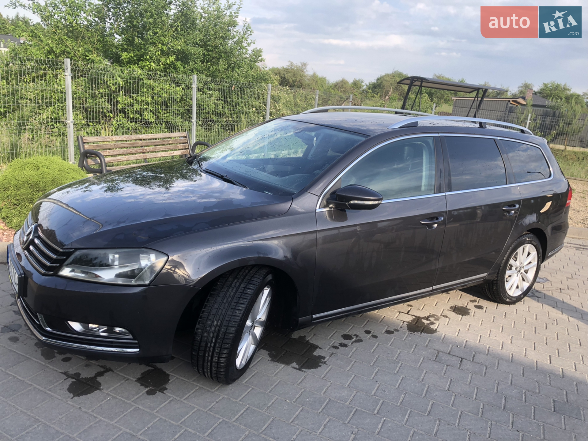 Volkswagen Passat, 2011