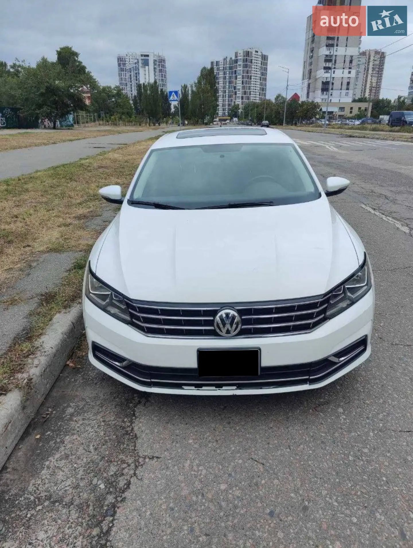 Volkswagen Passat, 2016
