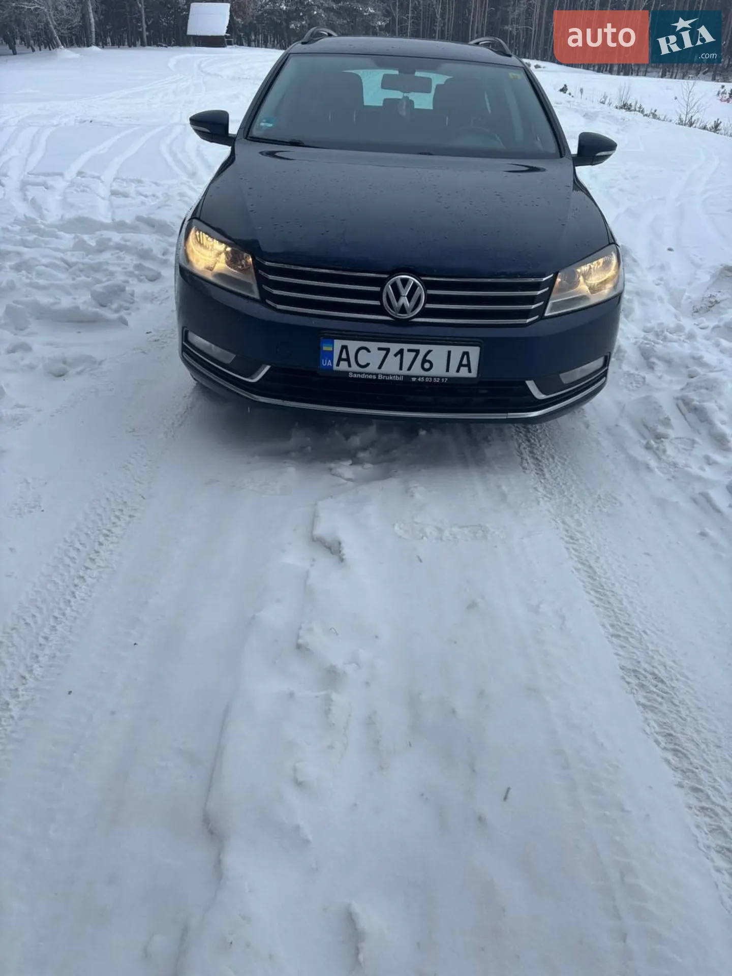 Volkswagen Passat, 2011