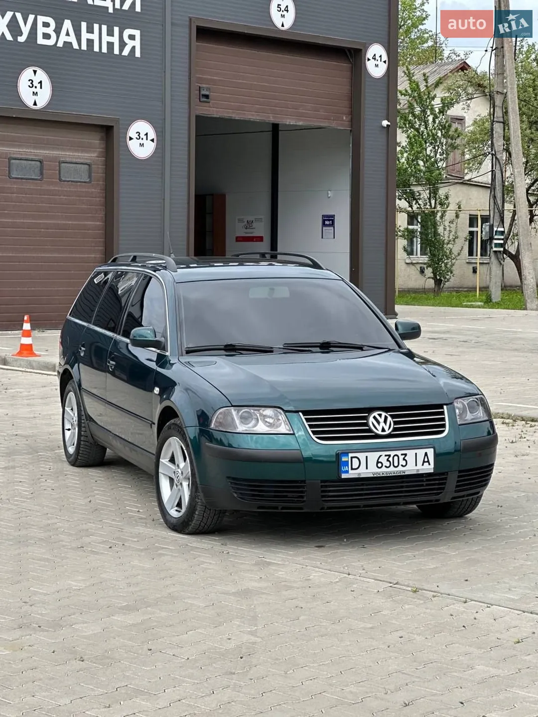 Volkswagen Passat, 2001