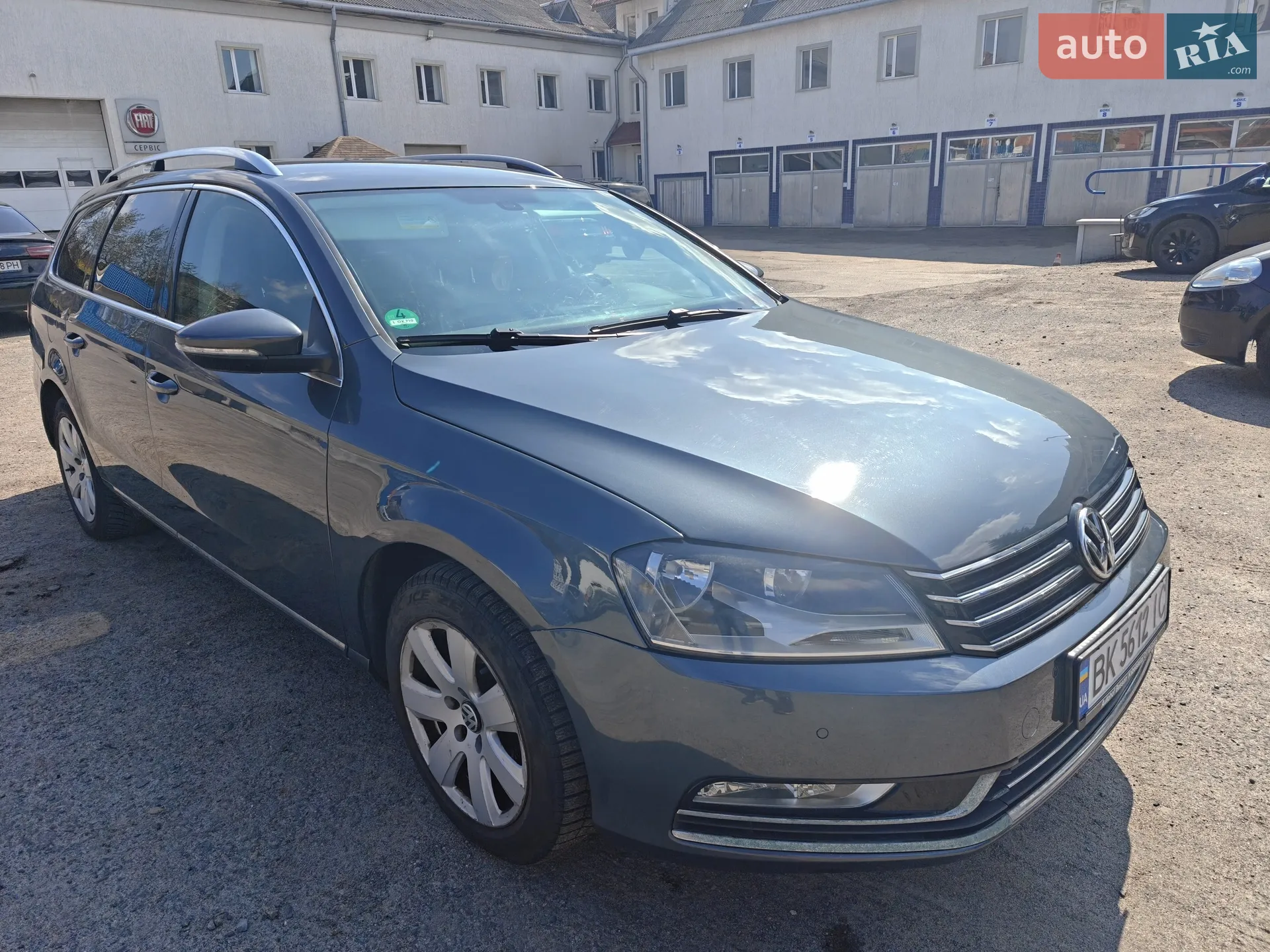 Volkswagen Passat, 2011