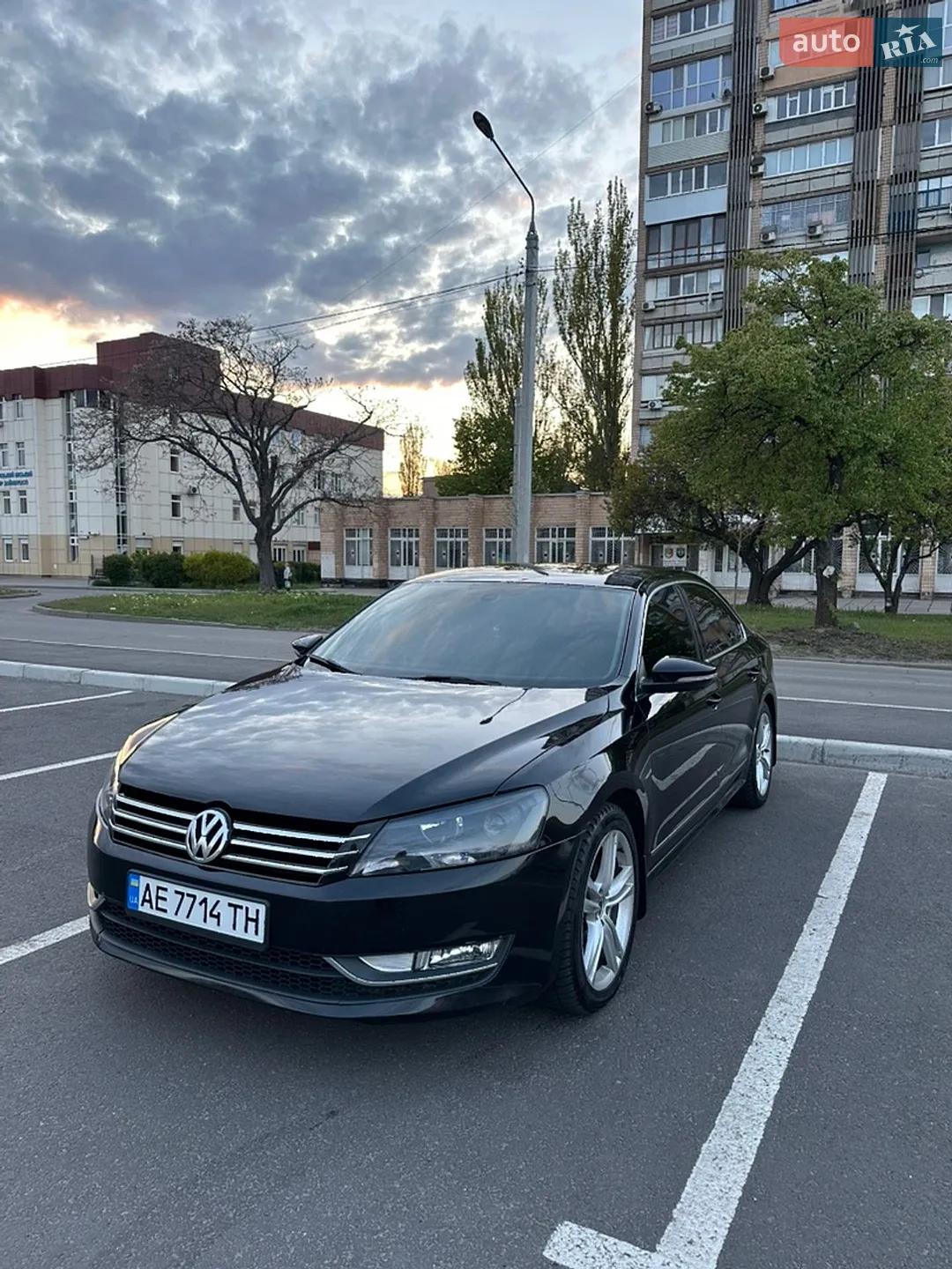Volkswagen Passat 2012 — 1