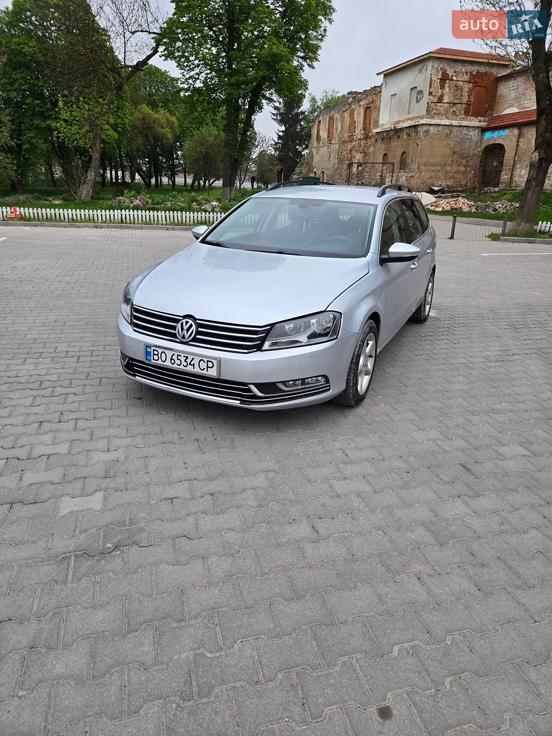 Volkswagen Passat, 2011