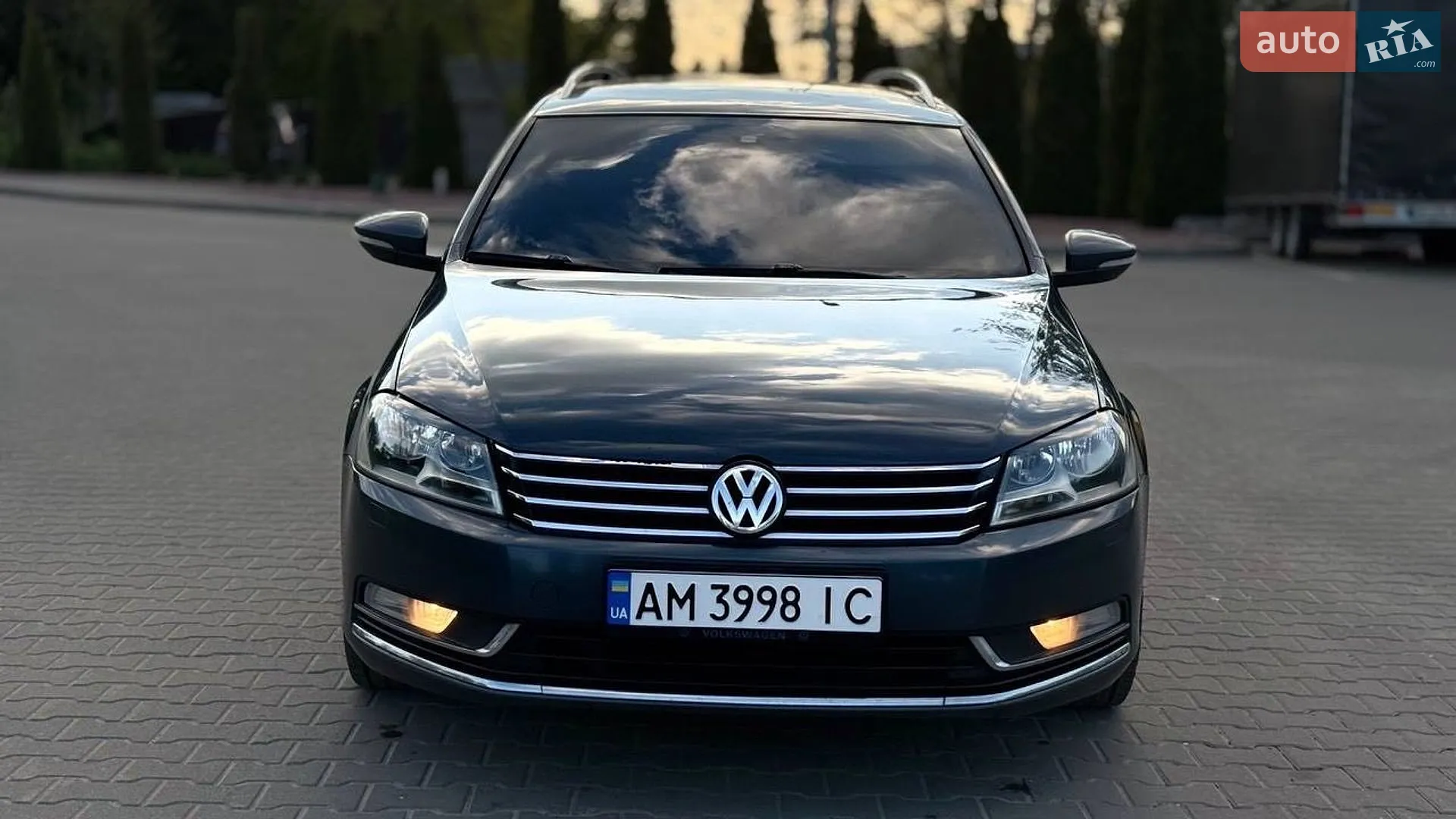 Volkswagen Passat, 2011
