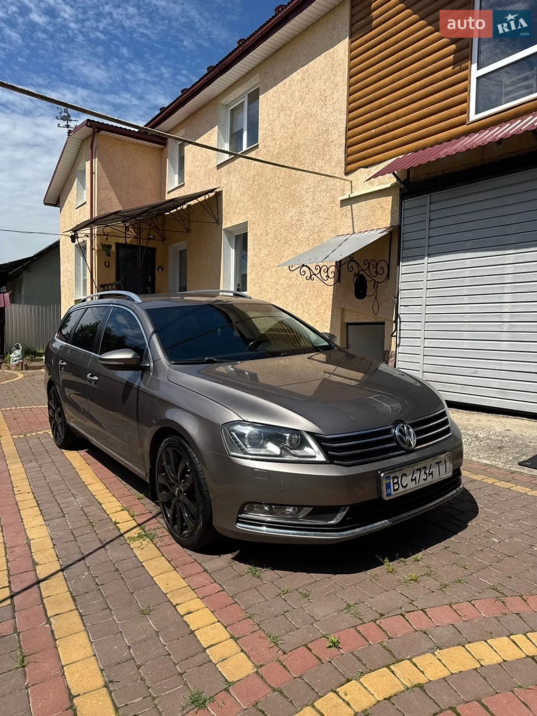 Volkswagen Passat, 2011