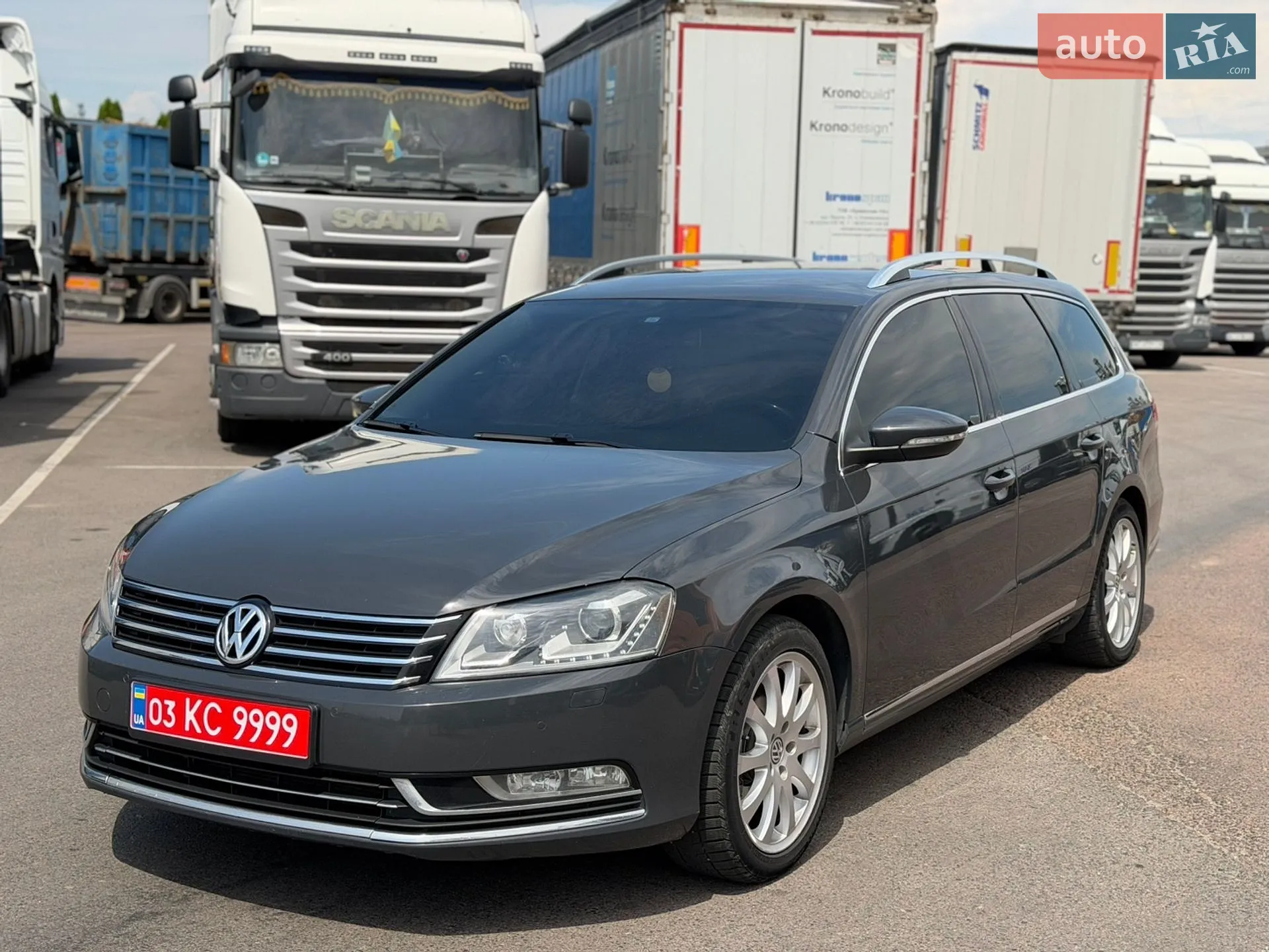 Volkswagen Passat, 2011