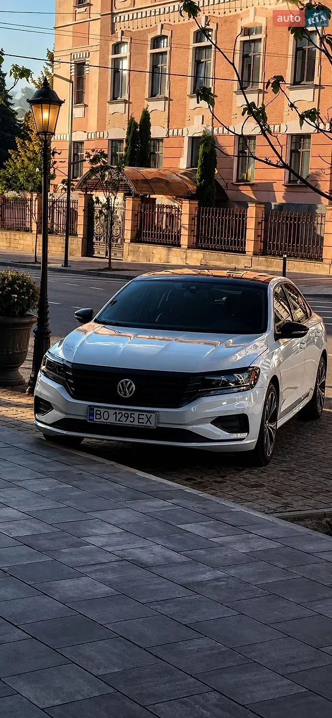 Volkswagen Passat, 2020