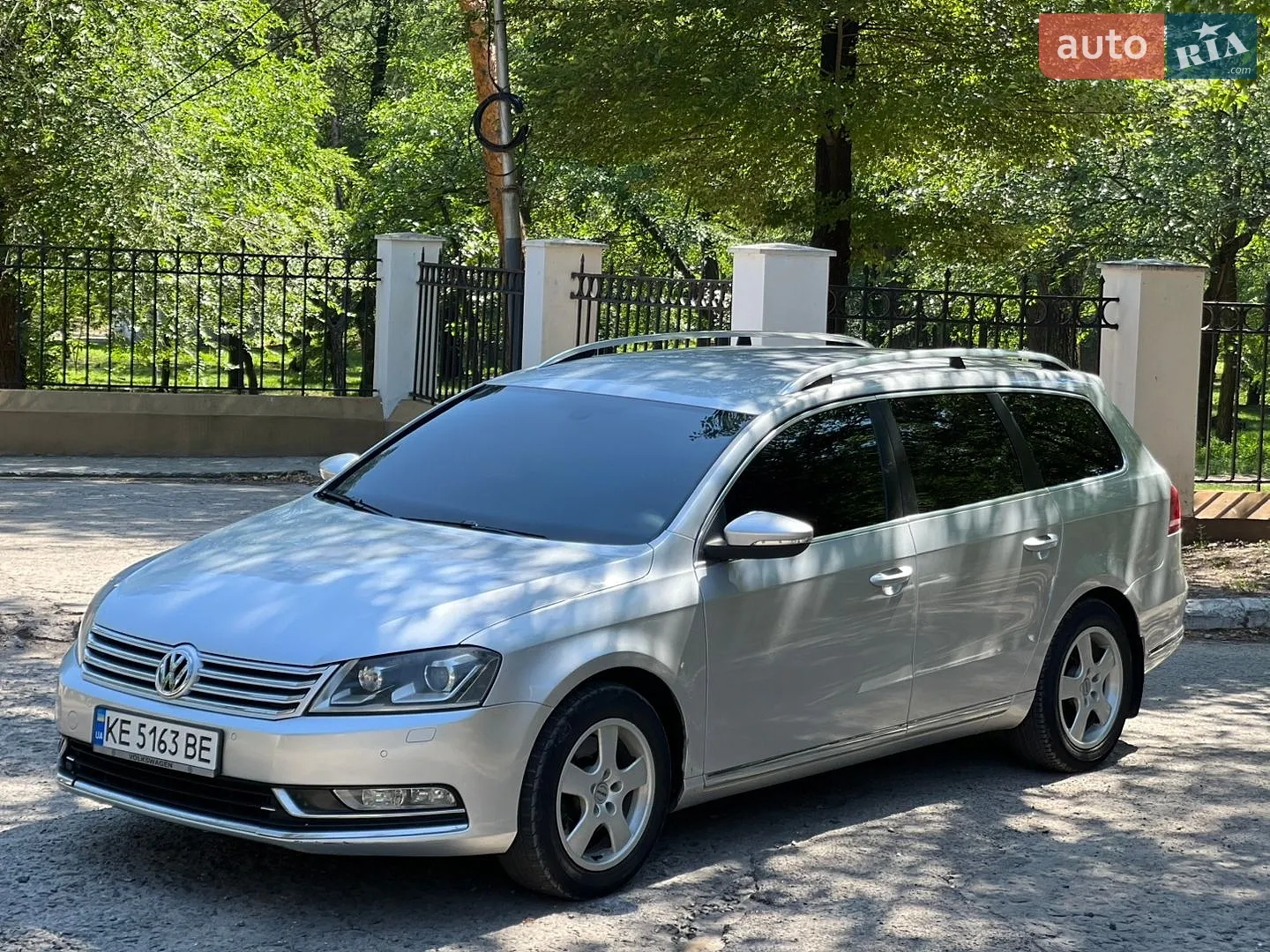 Volkswagen Passat, 2011